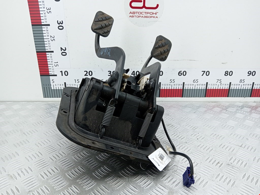 Блок педалей (педальный узел) RENAULT Midlum 1999-2013