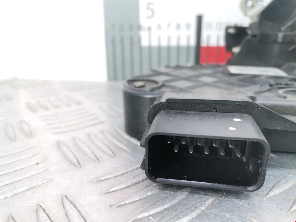 Замок двери передней правой JAGUAR XF X250 2007-2015