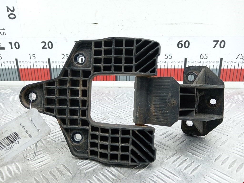Петля капота левая/правая RENAULT Midlum 1999-2013