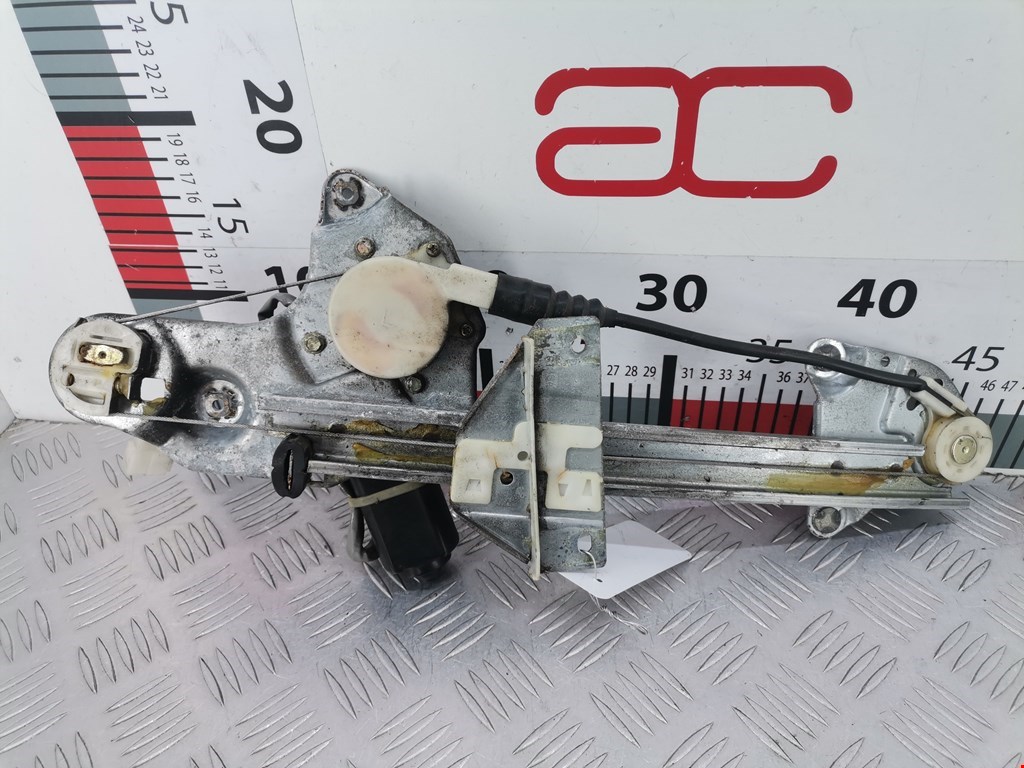 Стеклоподъемник задний левый MAZDA Xedos 6 1992-1999