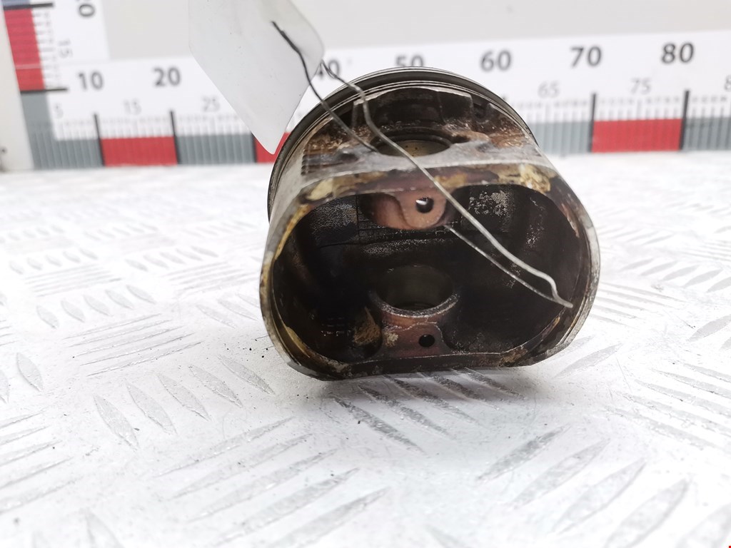 Поршень NISSAN Almera N16 2000-2006