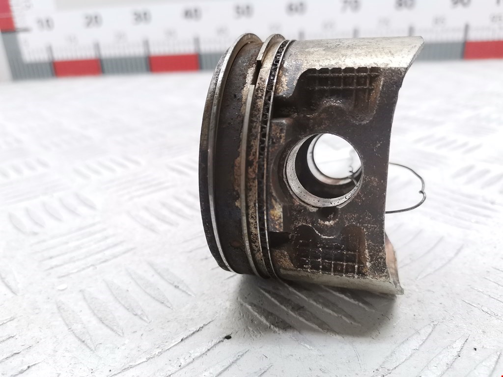 Поршень NISSAN Almera N16 2000-2006