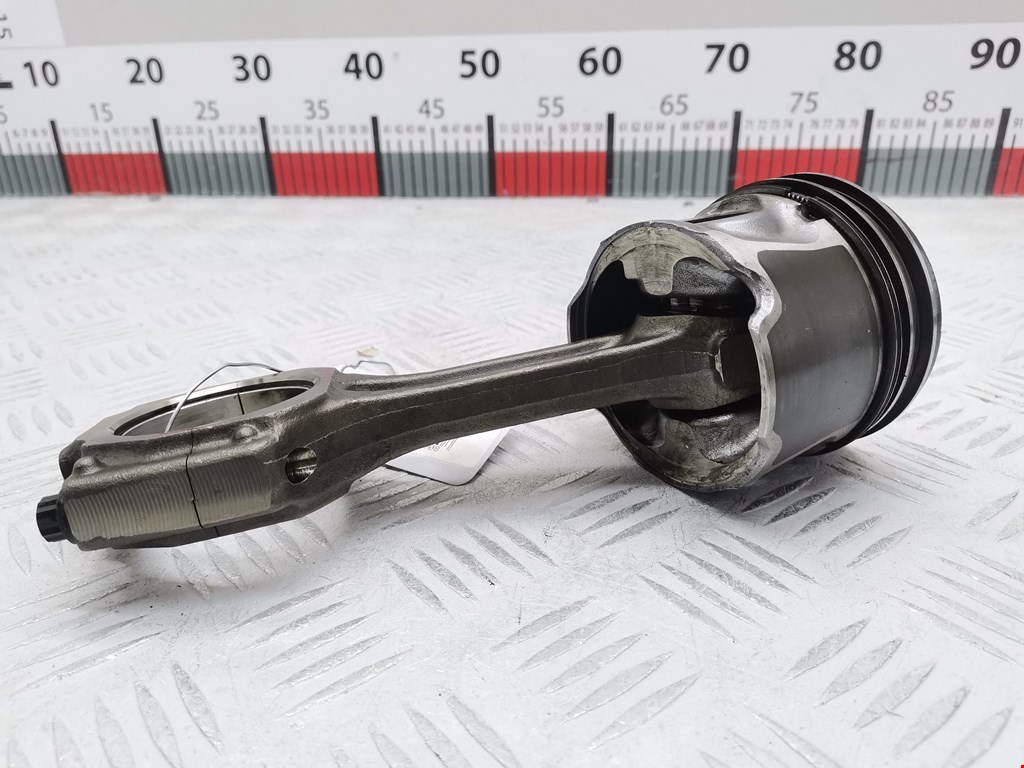 Поршень с шатуном CHEVROLET Captiva 2006-2010