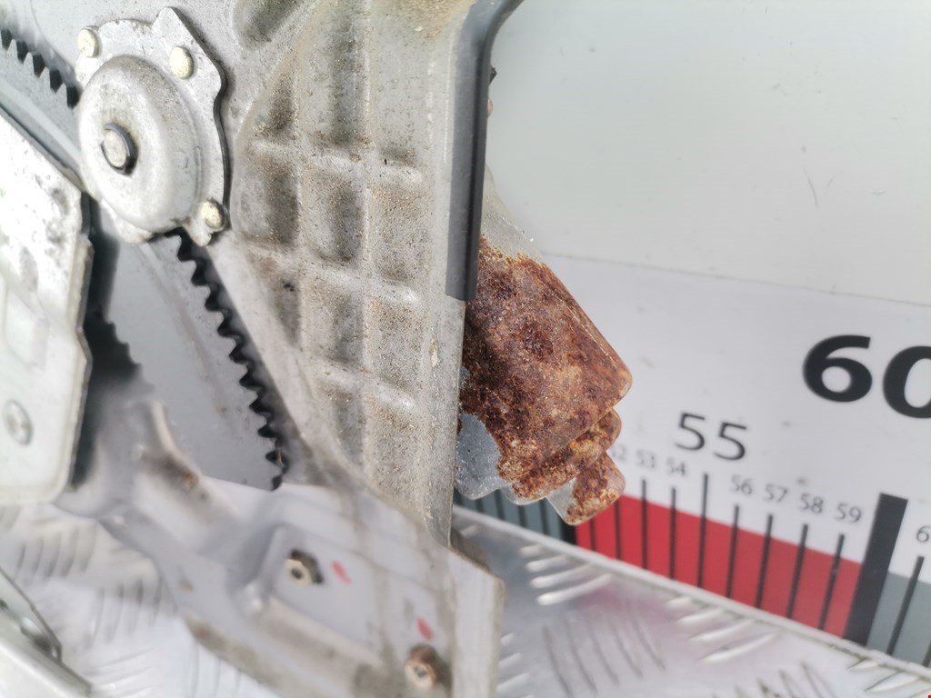 Стеклоподъемник задний левый HYUNDAI Santa Fe SM/ Classic 2000-2012