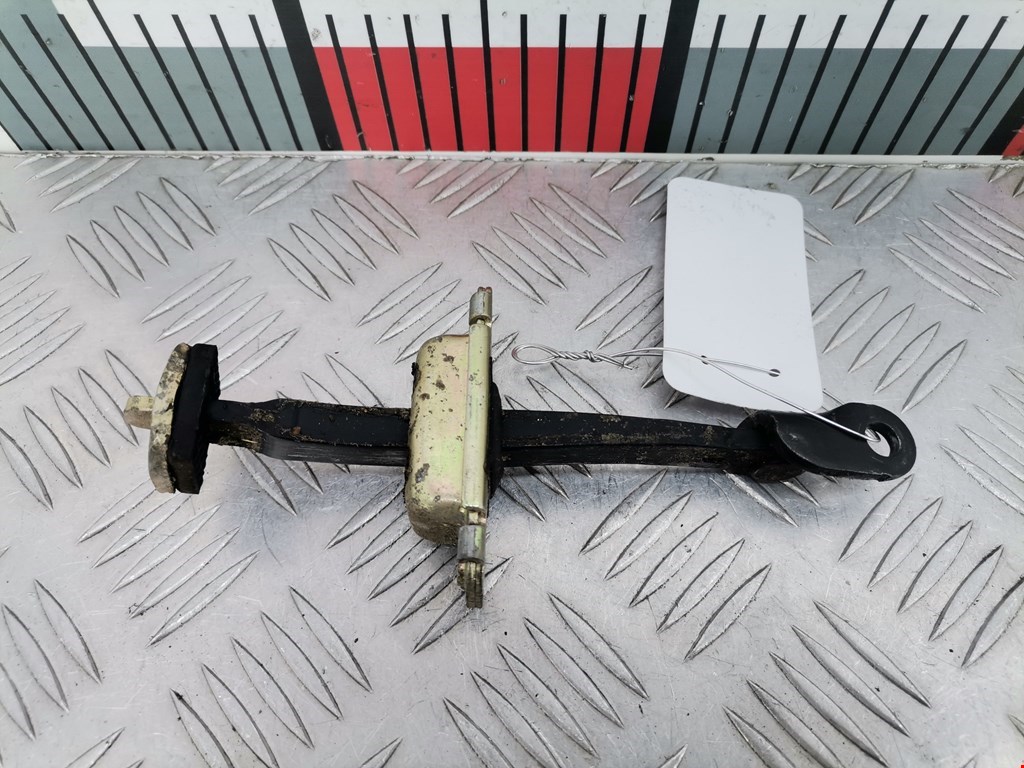 Ограничитель открывания двери HYUNDAI Santa Fe SM/ Classic 2000-2012