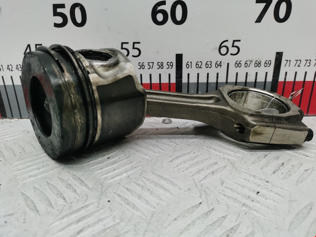 Поршень с шатуном CHEVROLET Captiva 2006-2010