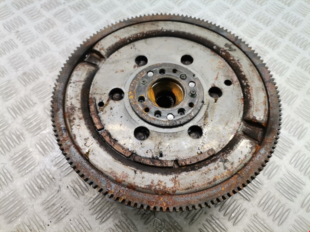 Маховик (демпфер сцепления) RENAULT Megane III 2009-2016