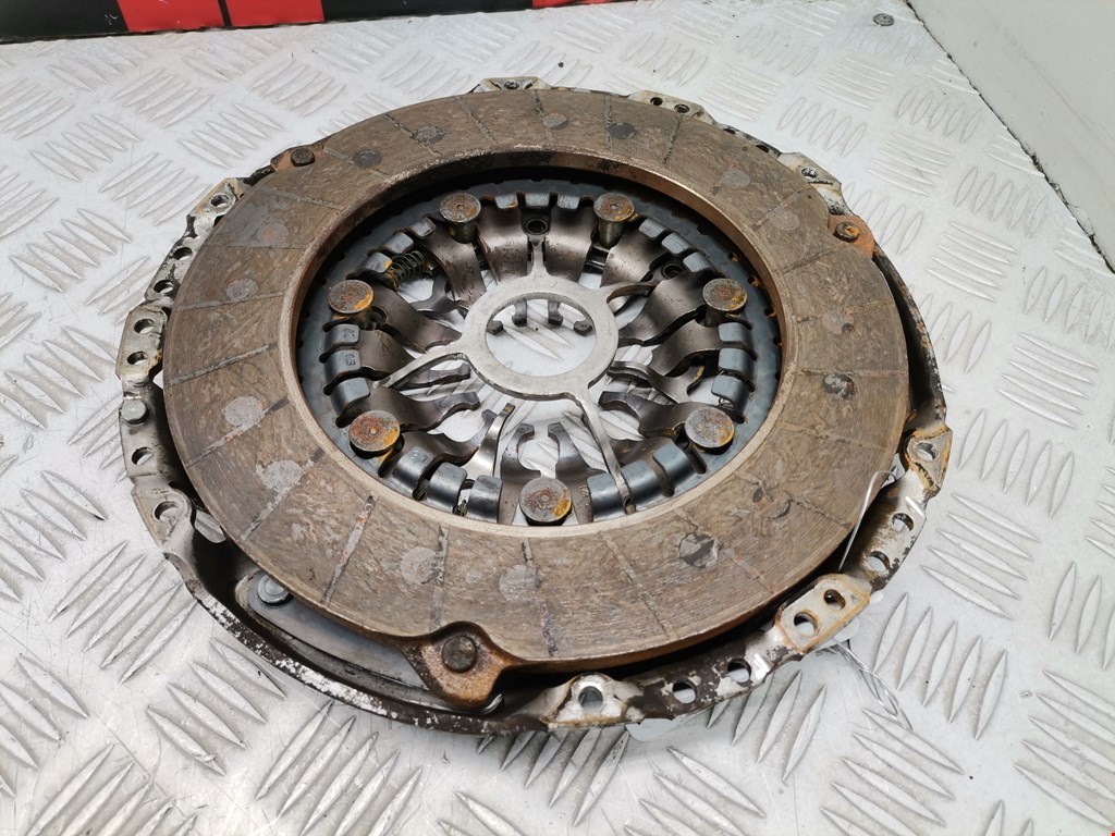 Маховик (демпфер сцепления) RENAULT Megane III 2009-2016