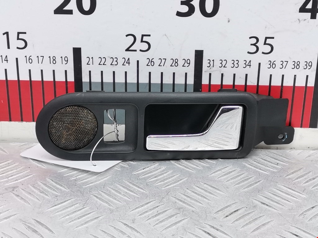 Ручка дверная задняя внутренняя правая VOLKSWAGEN Golf IV 1997-2003