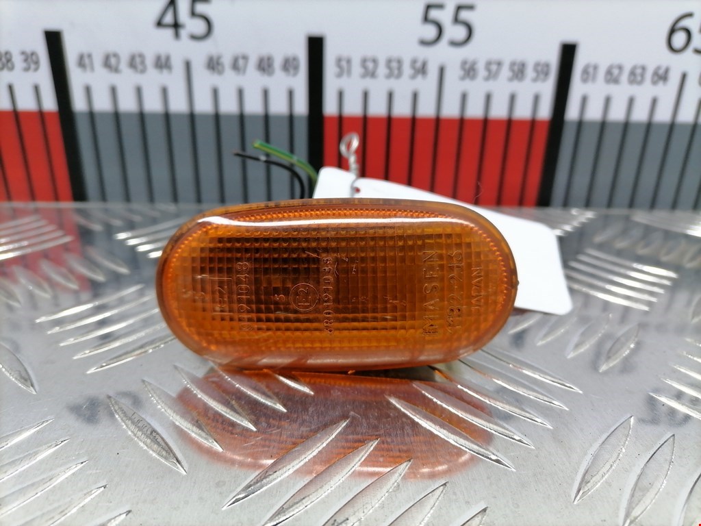 Повторитель на крыло MITSUBISHI Galant VIII 1996-2006