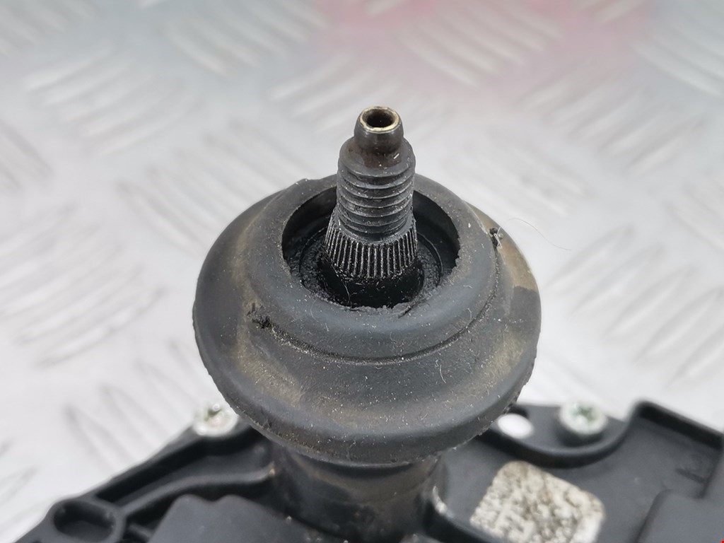 Моторчик стеклоочистителя задний SKODA Rapid 2012-2020