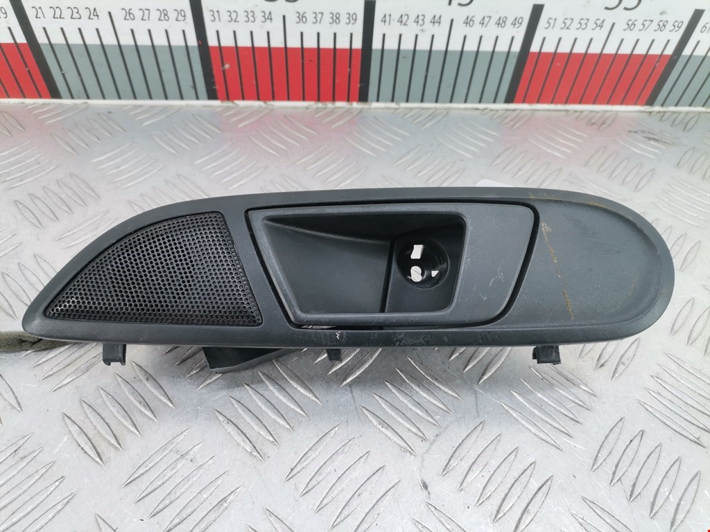 Ручка дверная передняя внутренняя левая FORD Fiesta 2008-2012