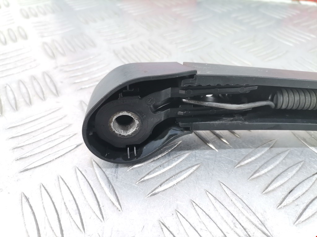 Поводок дворника задний (заднего) SKODA Rapid 2012-2020