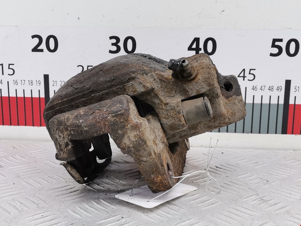 Суппорт передний правый BMW X5 E53 1999-2006