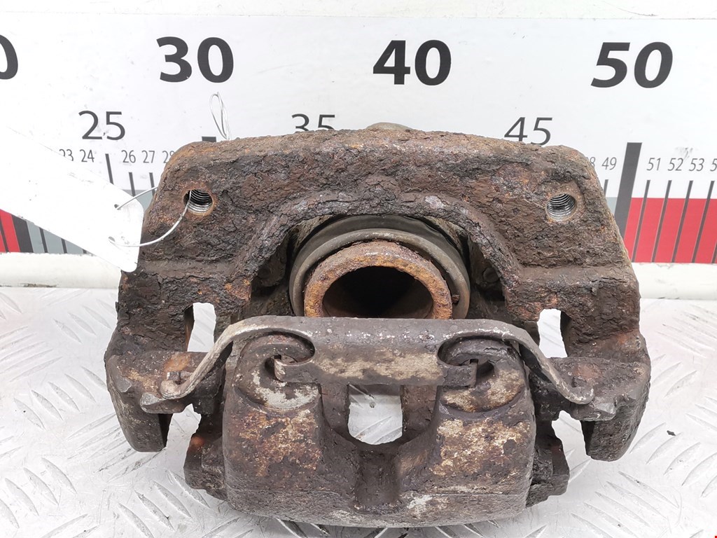 Суппорт передний правый BMW X5 E53 1999-2006