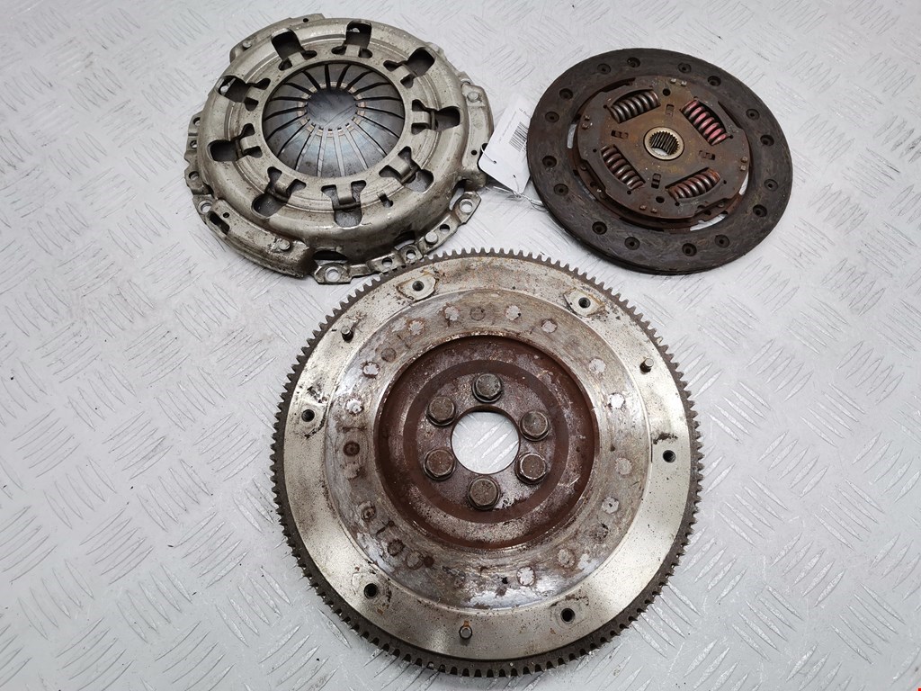 Маховик (демпфер сцепления) VOLKSWAGEN Fox 2005-2011