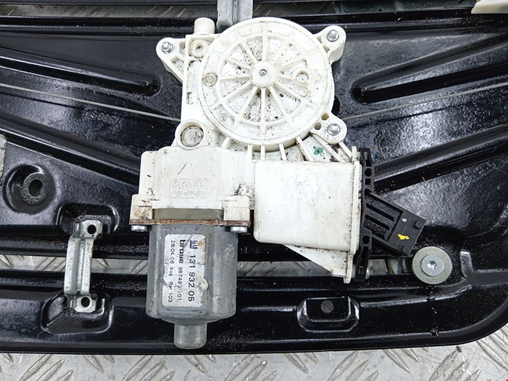 Стеклоподъемник задний левый OPEL Astra H/Family 2004-2015