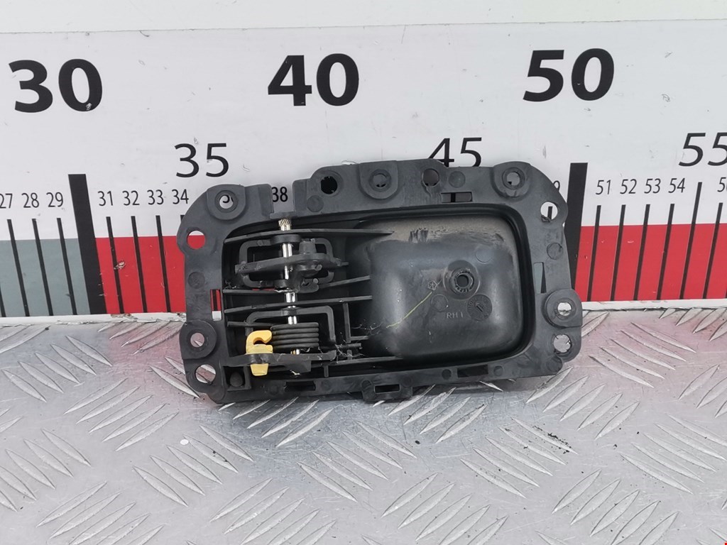 Ручка дверная задняя внутренняя правая JEEP Cherokee XJ 1984-2001