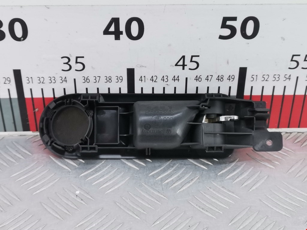 Ручка дверная задняя внутренняя левая VOLKSWAGEN Passat B5 1997-2005