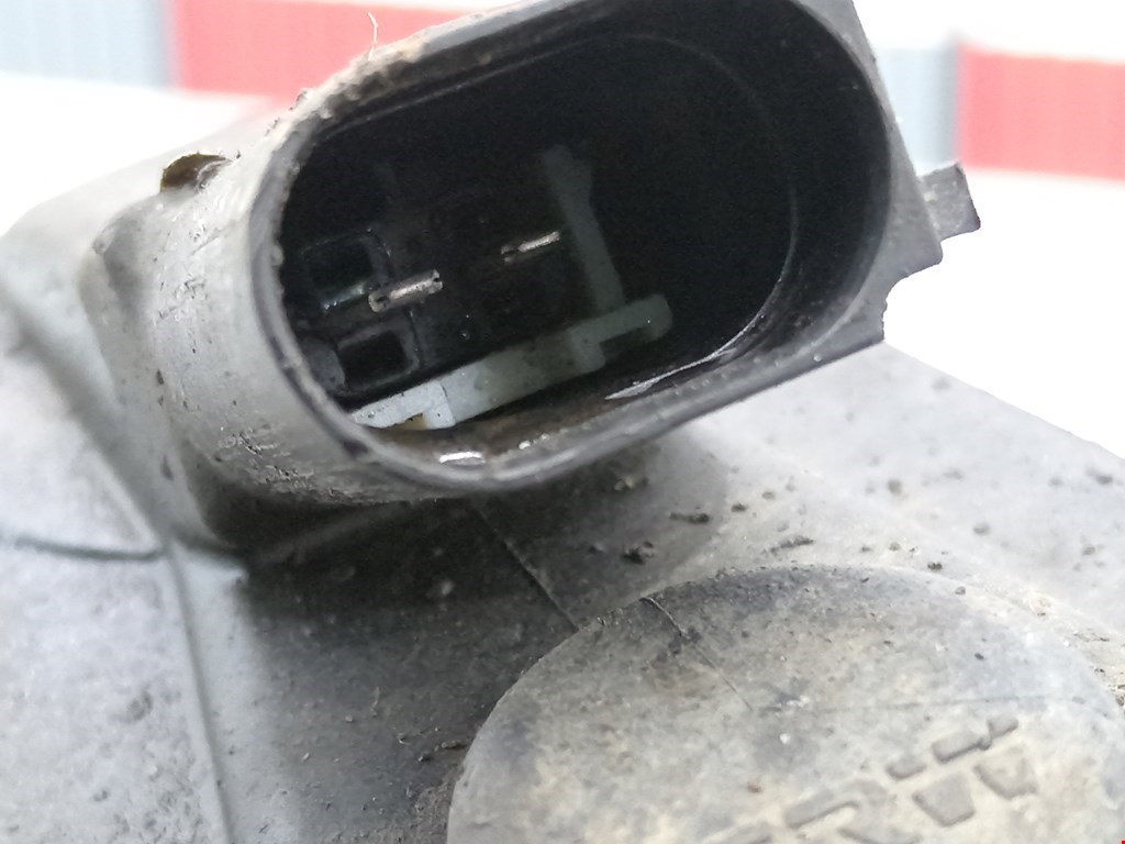 Суппорт задний правый VOLKSWAGEN Tiguan 2007-2016