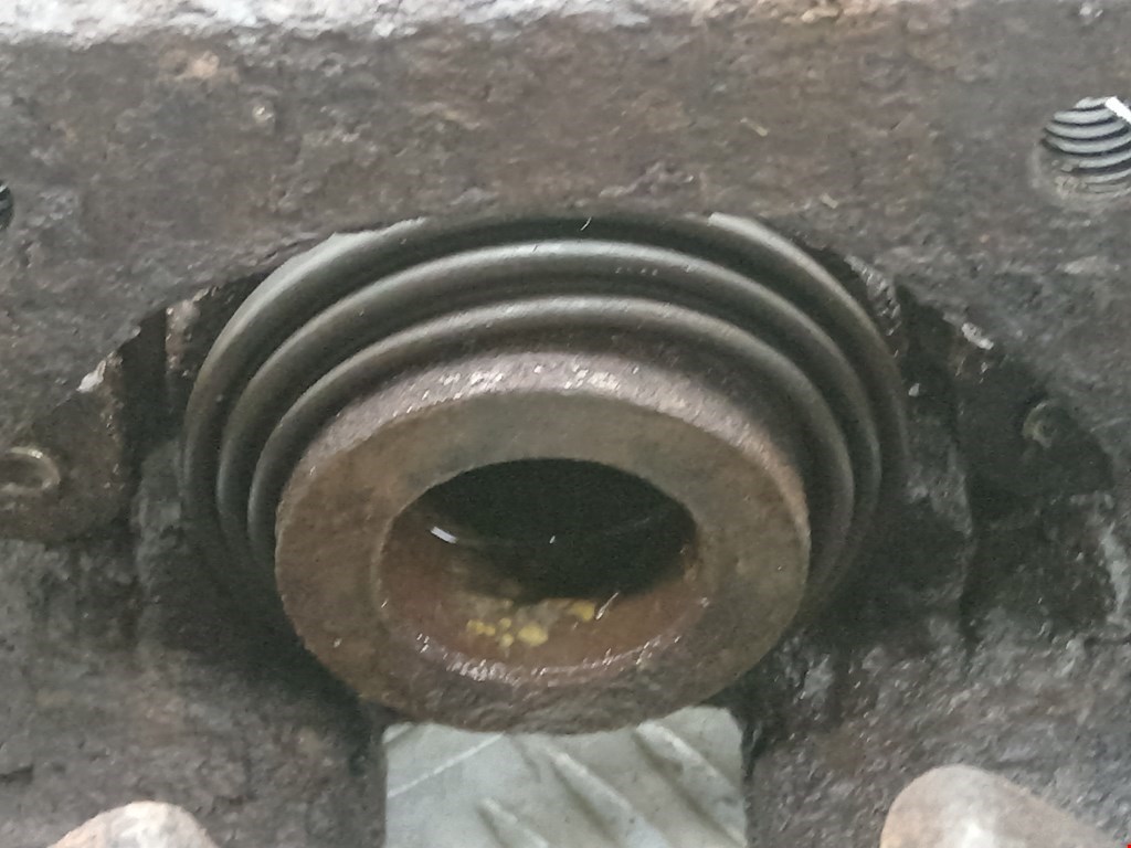 Суппорт задний правый BMW X5 E53 1999-2006