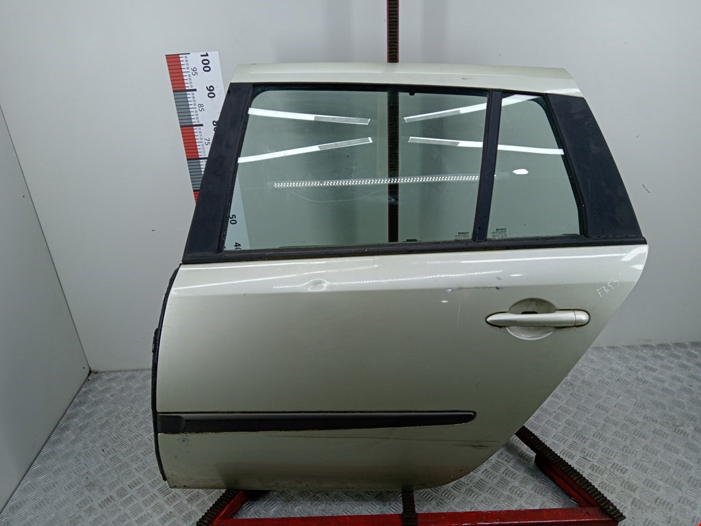 Стекло двери задней левой Renault Laguna 2 (2000-2007)
