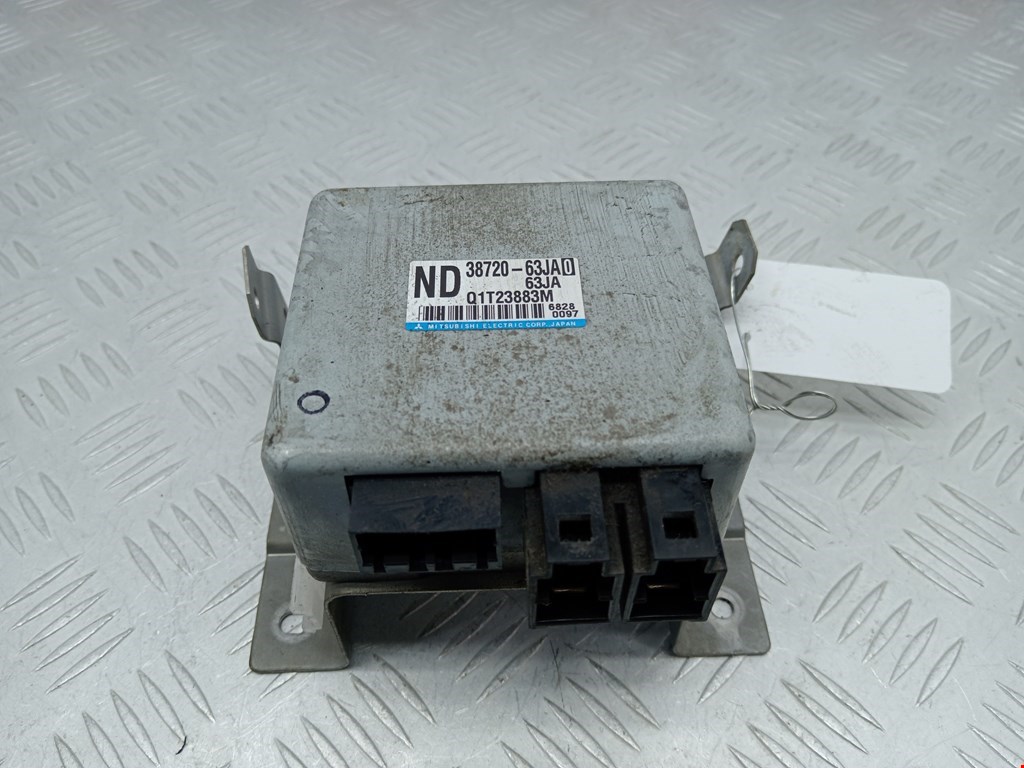 Блок управления электроусилителя руля (рулевой рейки сервотроника) Suzuki Swift 3 (2004-2010)