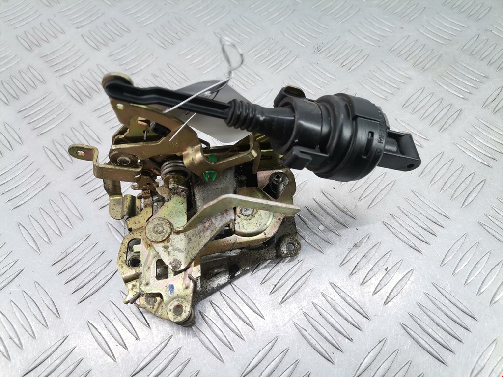 Замок двери задней правой MERCEDES-BENZ C-Class C-klasse W202 1993-2000