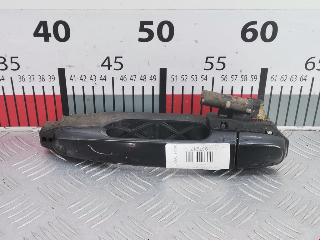 Ручка двери задней наружная левая TOYOTA RAV 4 XA20 2000-2005