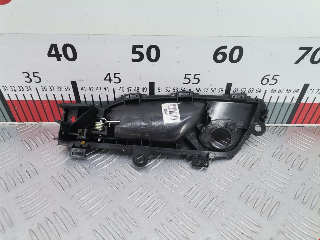 Ручка дверная передняя внутренняя правая HYUNDAI i40 2011-2019