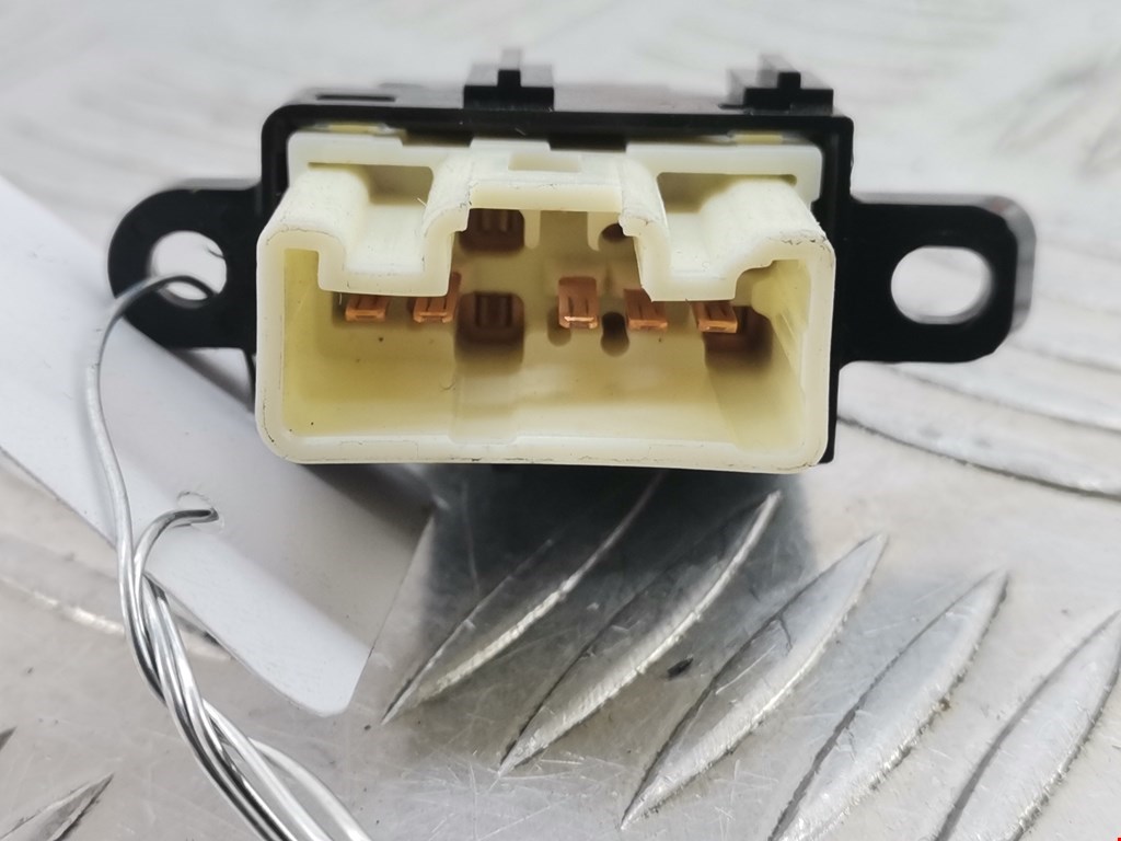 Кнопка стеклоподъемника MAZDA Mazda 6 GG 2000-2007