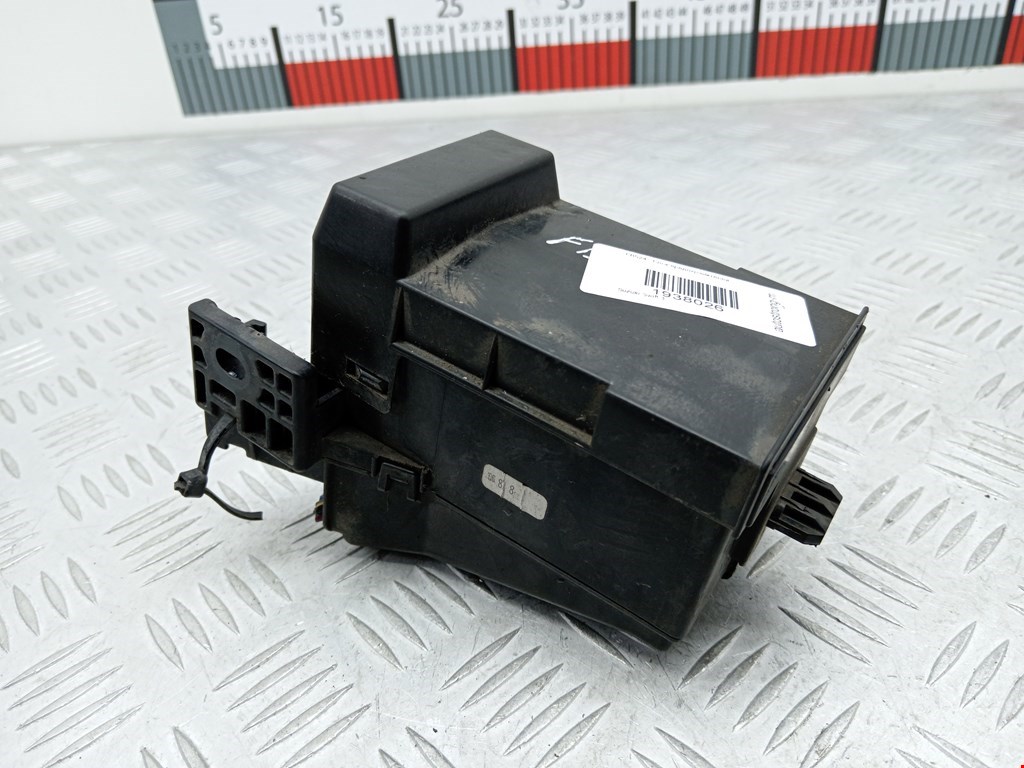 Датчик уровня в бачок омывателя SUZUKI Swift 2004-2010