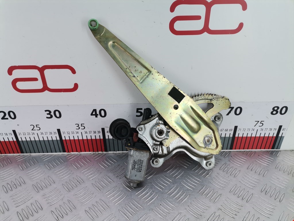 Стеклоподъемник задний левый TOYOTA RAV 4 XA20 2000-2005