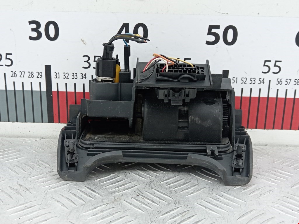 Пепельница передняя RENAULT Laguna 1993-2000