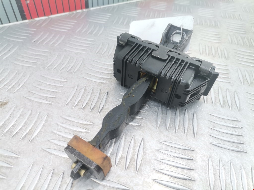 Ограничитель открывания двери BMW X5 E53 1999-2006