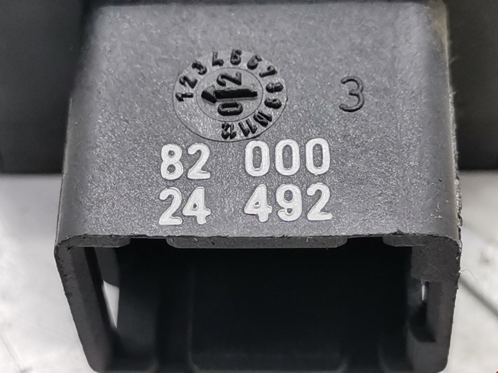 Кнопка антипробуксовочной системы RENAULT Scenic I 1996-2003