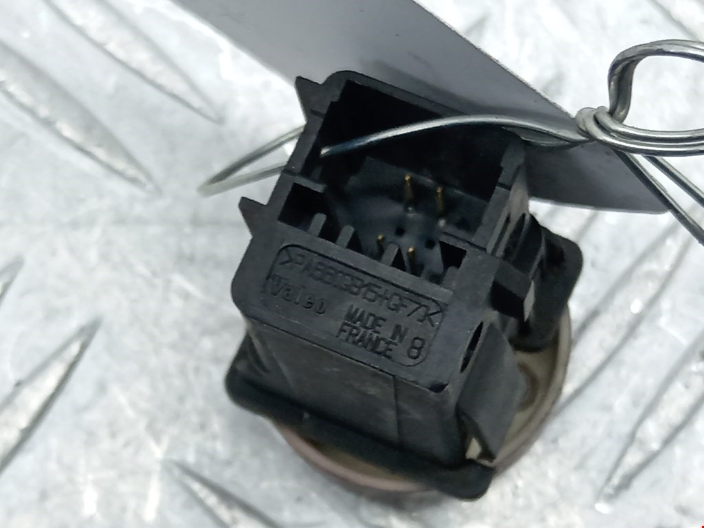 Кнопка аварийной сигнализации (аварийки) CITROEN Berlingo 1996-2012