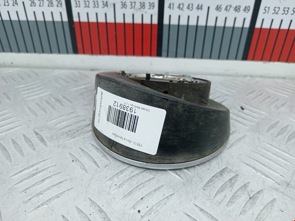 Лючок бензобака CITROEN Berlingo 1996-2012