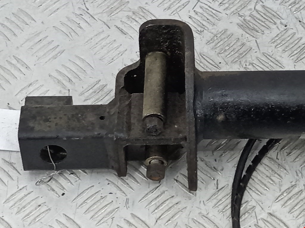 Фаркоп (прицепное устройство) OPEL Zafira A 1999-2005