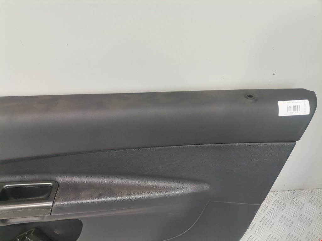 Обшивка двери передняя правая VOLVO C30 2006-2013