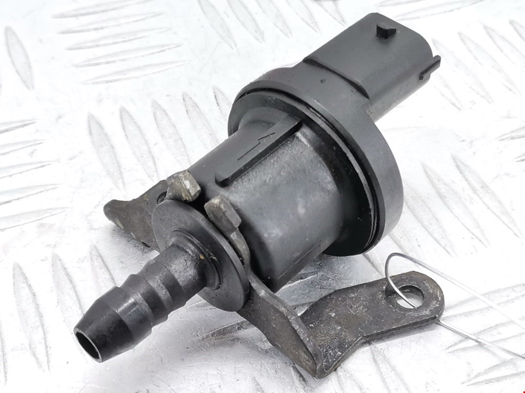 Клапан вентиляции топливного бака OPEL Astra H/Family 2004-2015