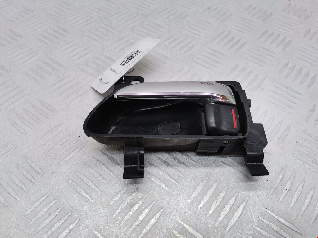 Ручка дверная задняя внутренняя левая SUBARU Outback 2009-2014