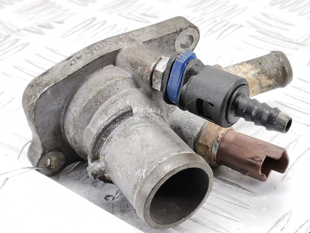 Корпус термостата FIAT Grande Punto 2005-2009