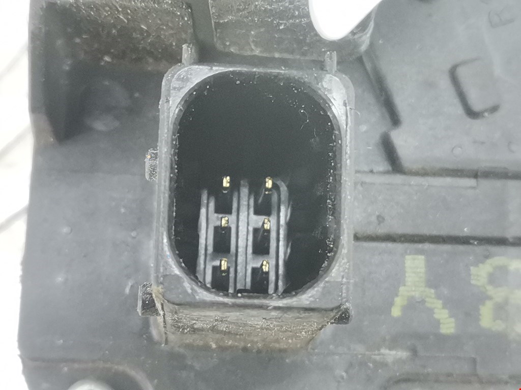 Замок двери задней правой CHEVROLET Captiva 2006-2010