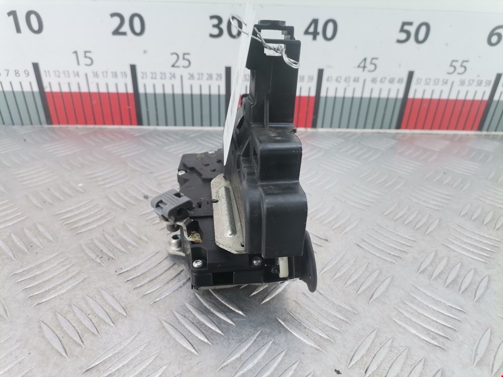 Замок двери задней правой CHEVROLET Captiva 2006-2010