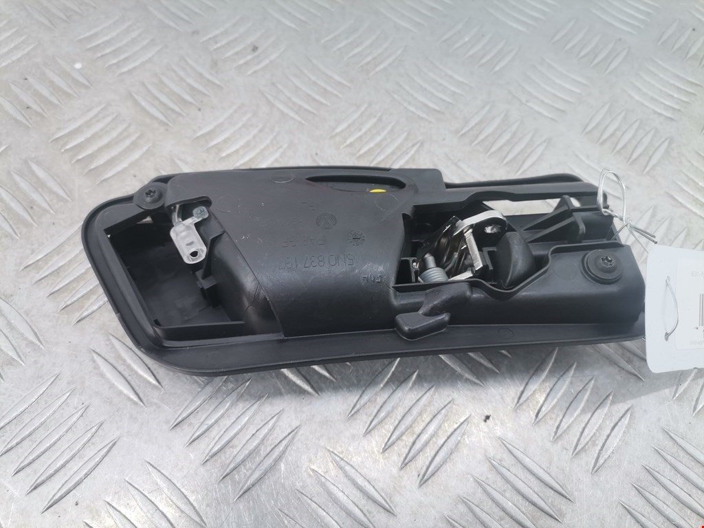 Ручка дверная передняя внутренняя левая VOLKSWAGEN Tiguan 2007-2016