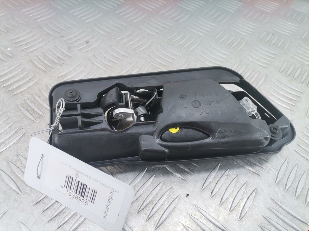 Ручка дверная передняя внутренняя левая VOLKSWAGEN Tiguan 2007-2016