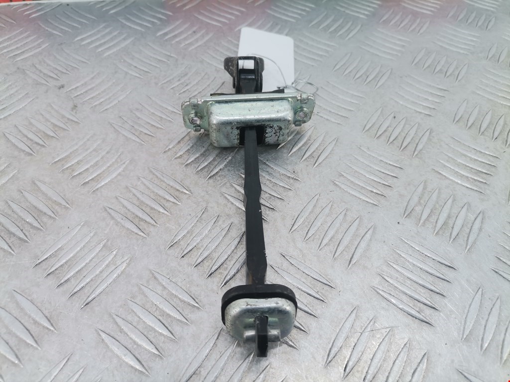 Ограничитель открывания двери CHEVROLET Captiva 2006-2010