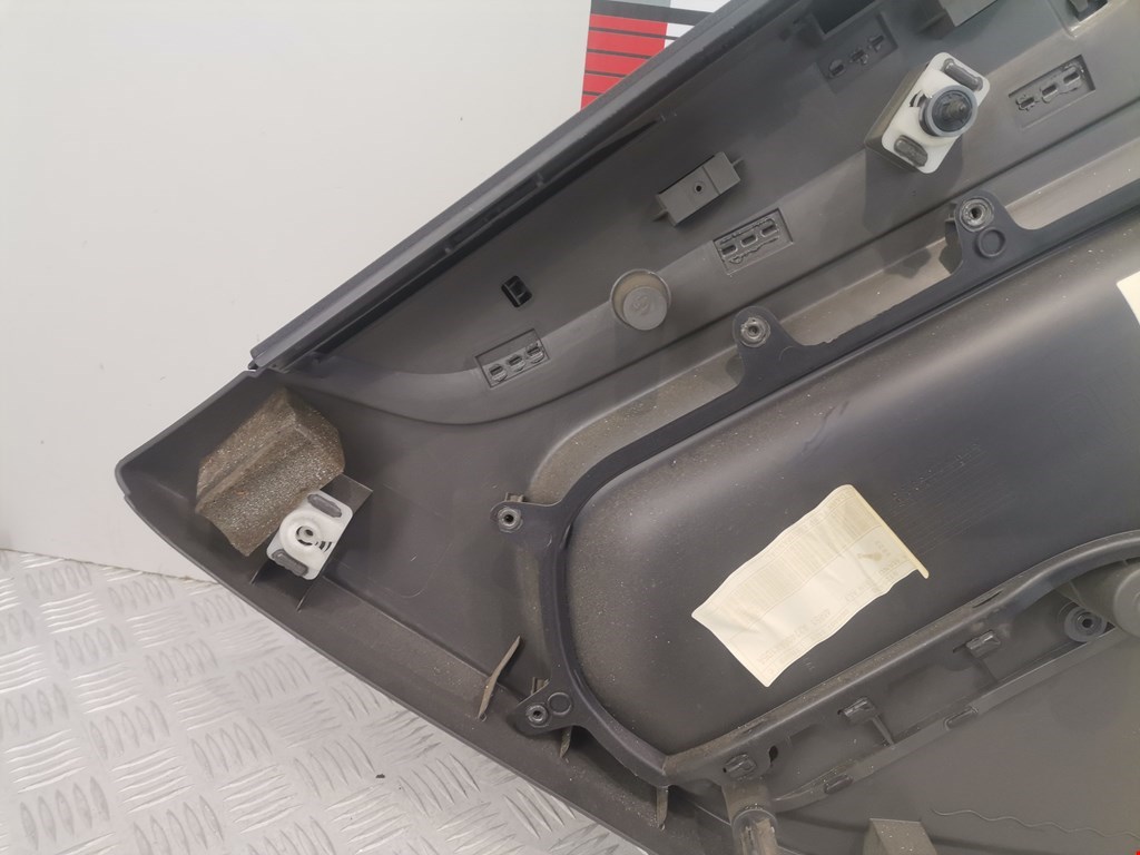 Обшивка двери задняя правая FORD Focus II 2005-2011