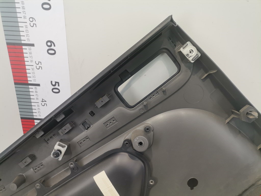 Обшивка двери задняя правая FORD Focus II 2005-2011